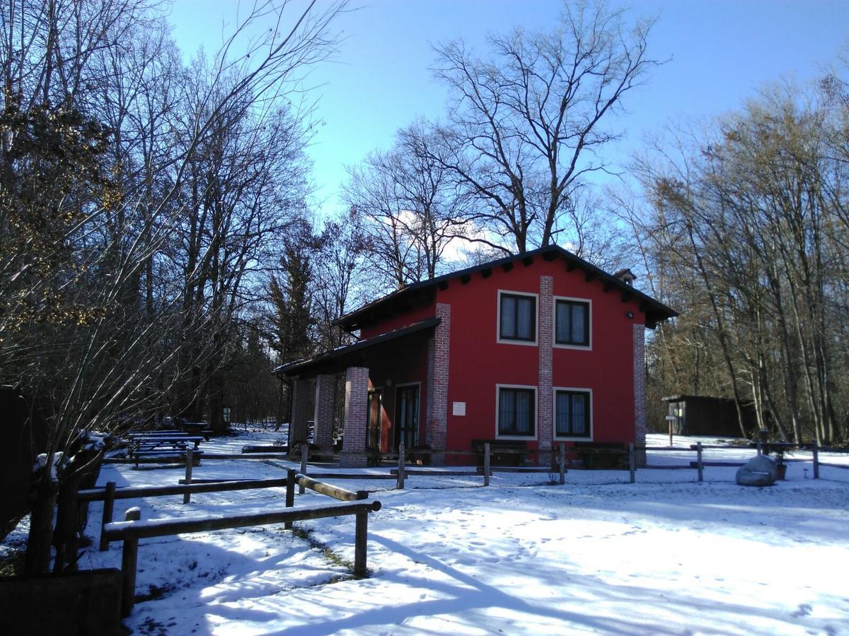 Morozzo La Foresteria Dell'Oasi 호스텔 외부 사진