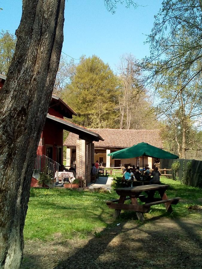 Morozzo La Foresteria Dell'Oasi 호스텔 외부 사진